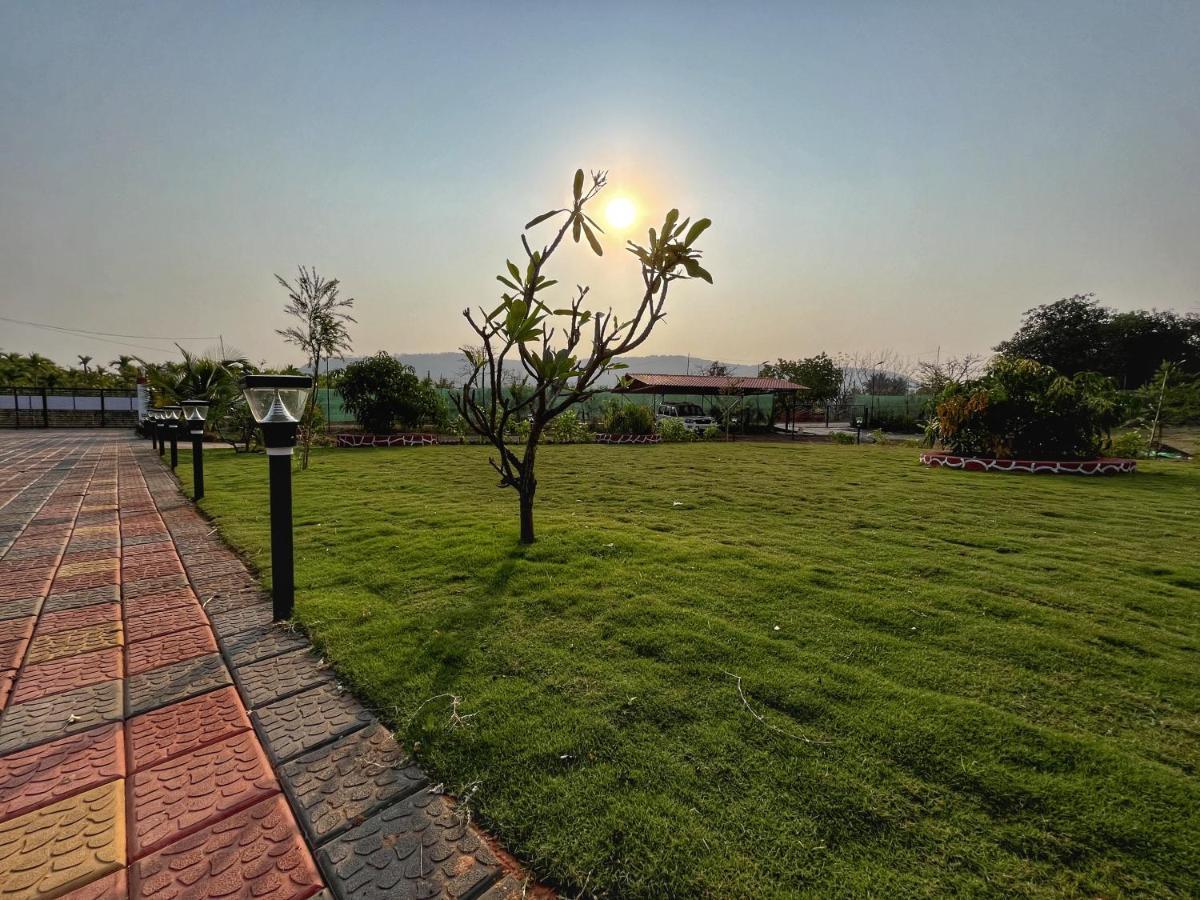 Vibe Meadows Villa With Private Swimming Pool Near Kashid Beach Екстер'єр фото